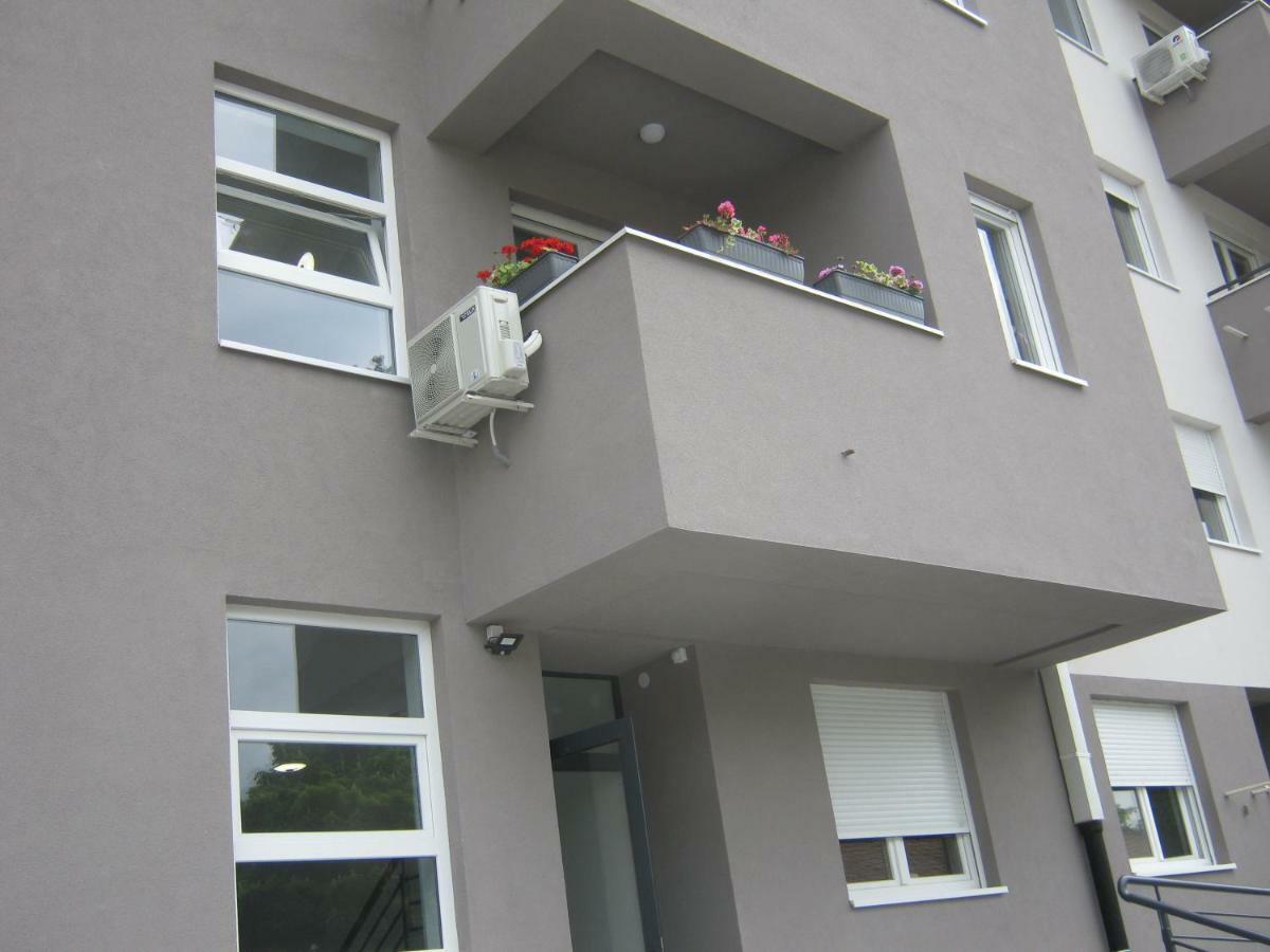 סובוטיקה Ildiko Studio Apartment Is A Calm Place To Relax מראה חיצוני תמונה